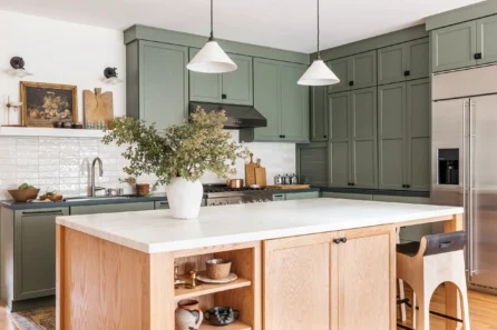 Modern kitchen that blends functionality with aesthetics