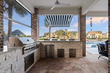 Explore innovative outdoor kitchen ideas to elevate your cooking experience and enhance your outdoor space