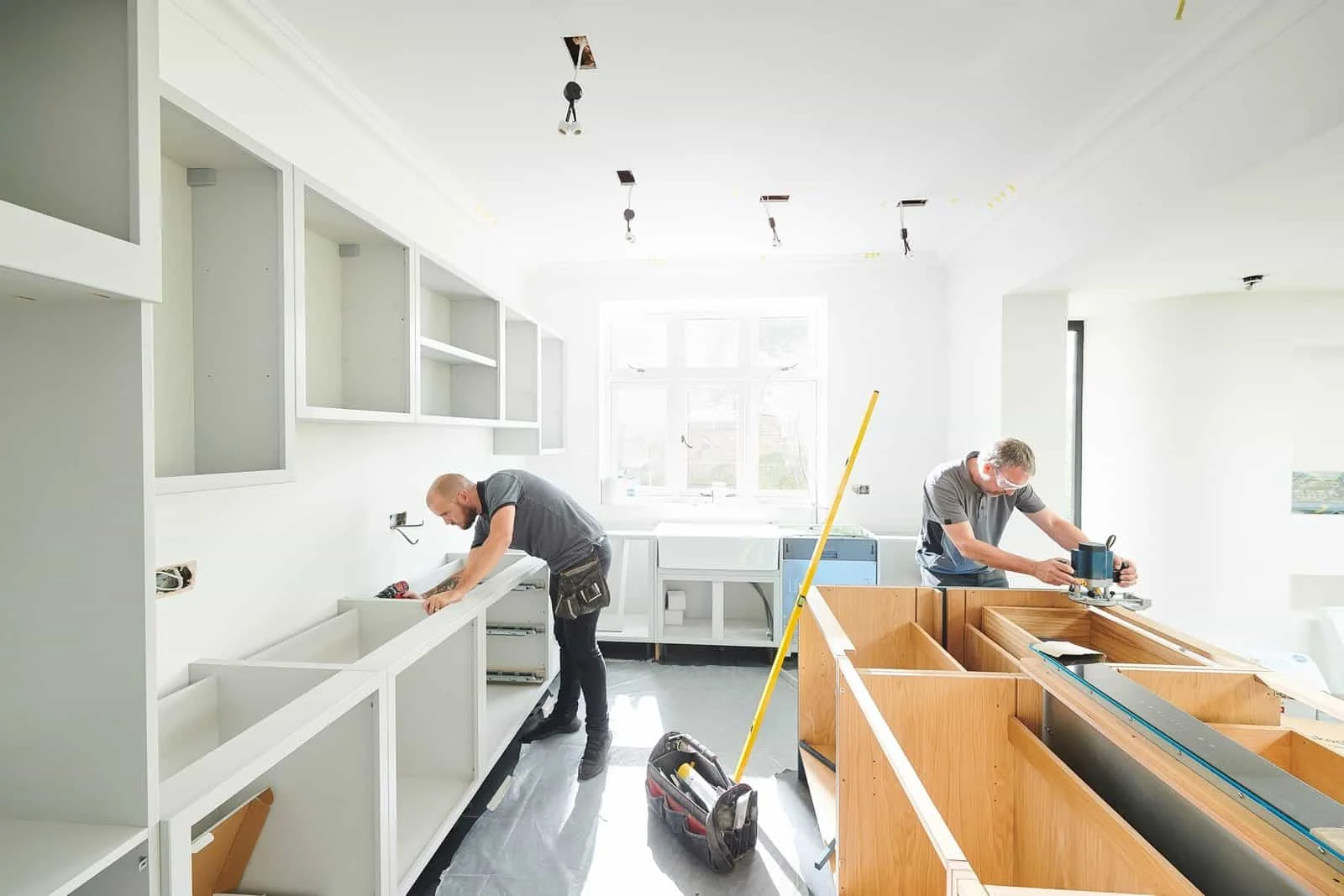 Custom kitchen cabinets installation
